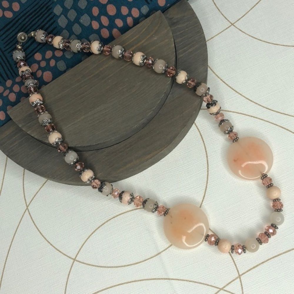 Teng Yue Stone Vintage Necklace